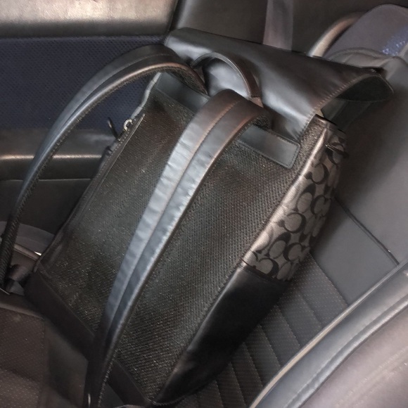 COACH BACKPACK 110% AUTHENTIC - Picture 5 of 8